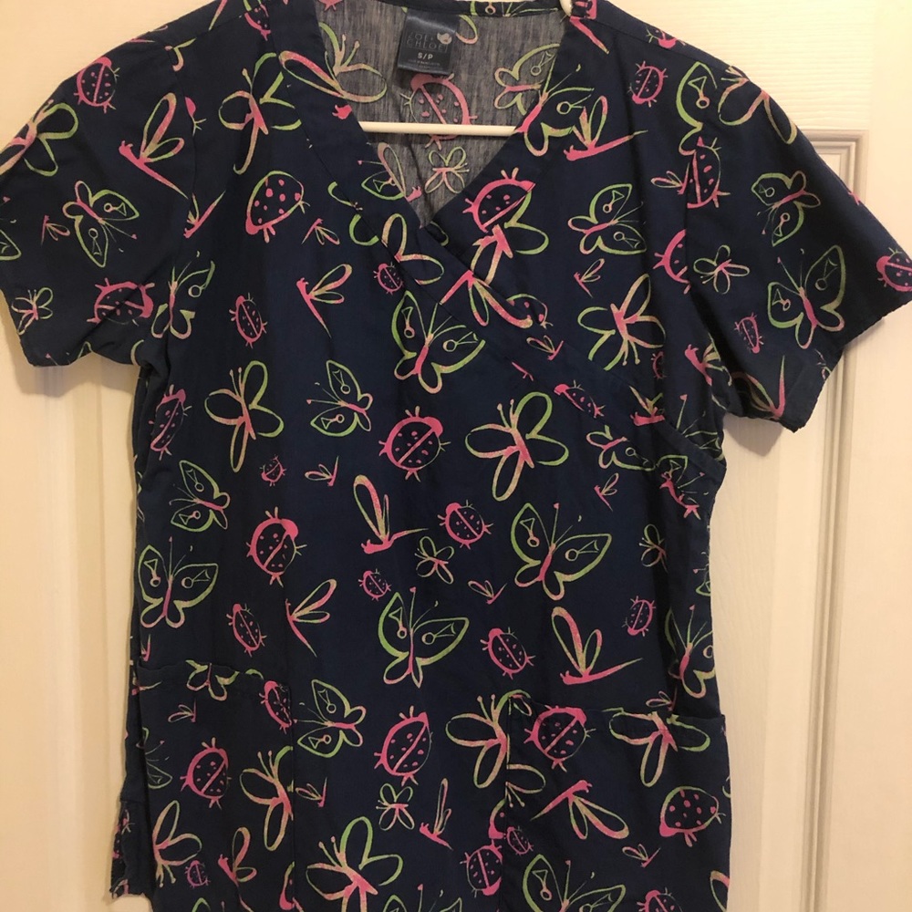 Scrub top